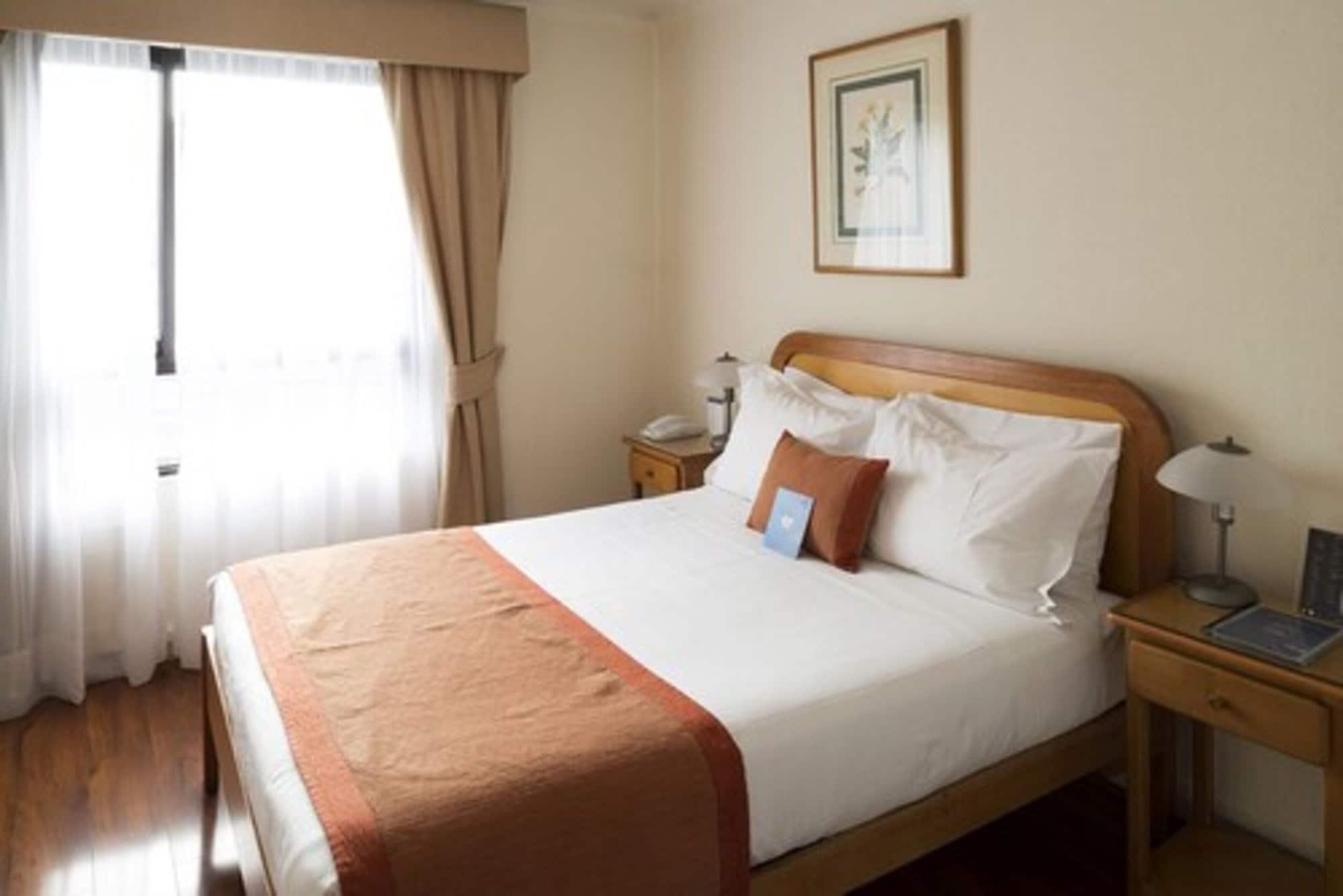Hotel Presidente Santiago Ngoại thất bức ảnh