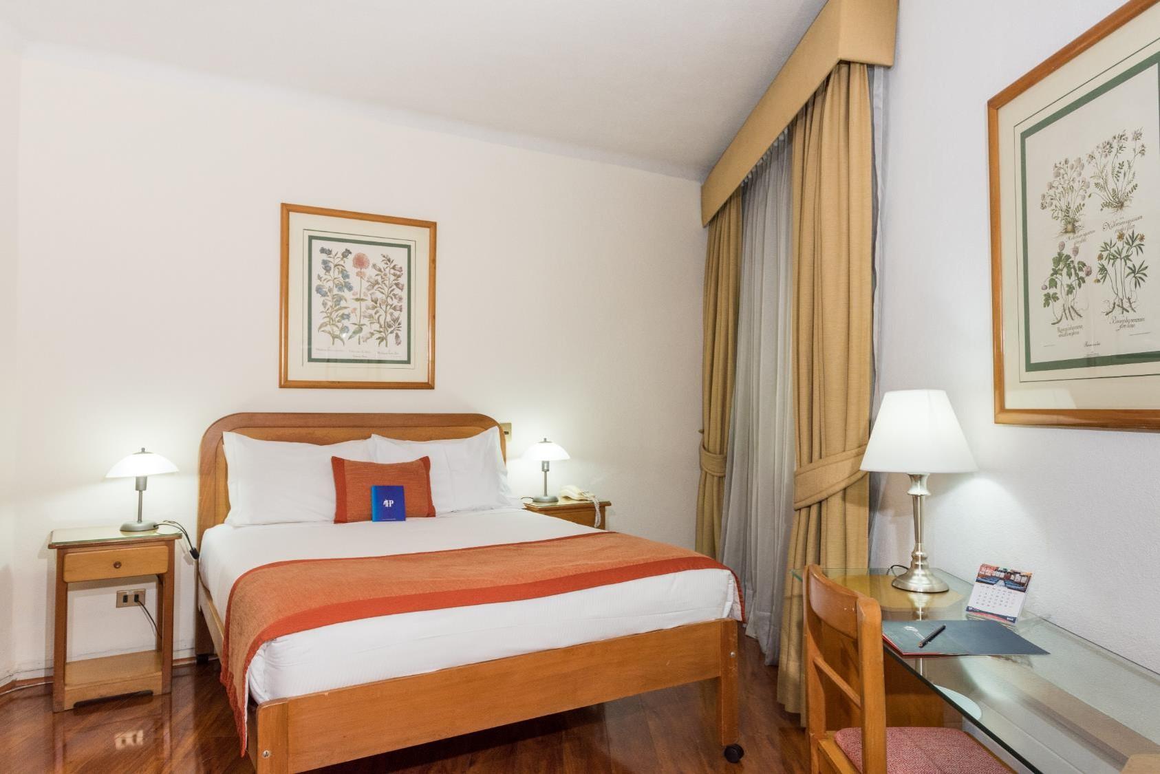 Hotel Presidente Santiago Ngoại thất bức ảnh